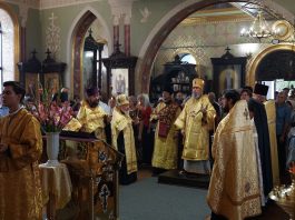 Митрополит Василий совершил всенощное бдение в храме Рождества Пресвятой Богородицы станицы Полтавской