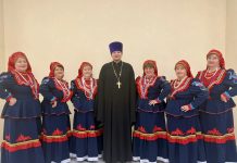 Иерей Алексий Гоголев благословил участников межмуниципального фестиваля-конкурса народной и казачьей песни