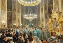 В Свято-Екатерининском кафедральном соборе Краснодара состоялся первый молодежный молебен