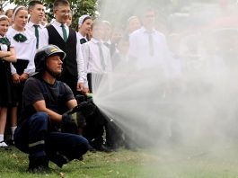 Для воспитанников Русской Православной школы прошли занятия с сотрудниками МЧС
