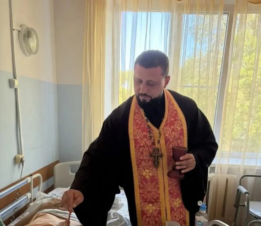 Иерей Кирилл Мрачко посетил хоспис города Краснодара