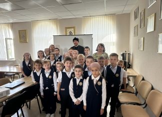 Духовно-просветительское мероприятие прошло в храме святителя Николая Чудотворца на Садах