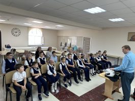 В храме святителя Николая Чудотворца на Садах прошёл урок пожарной безопасности для воспитанников РКШ «Лествица»