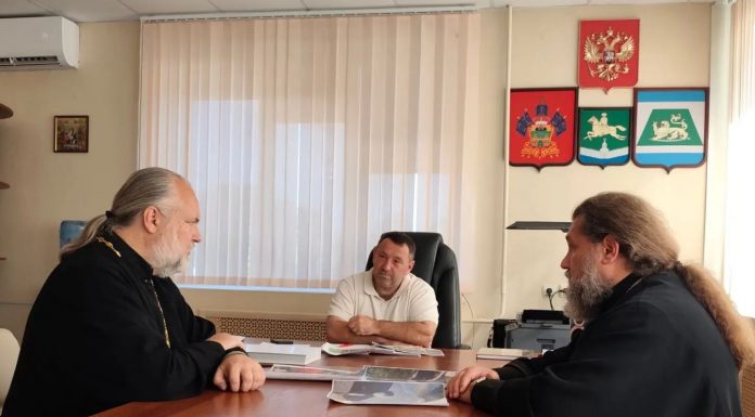 Глава администрации ст. Северской провел рабочую встречу с духовенством