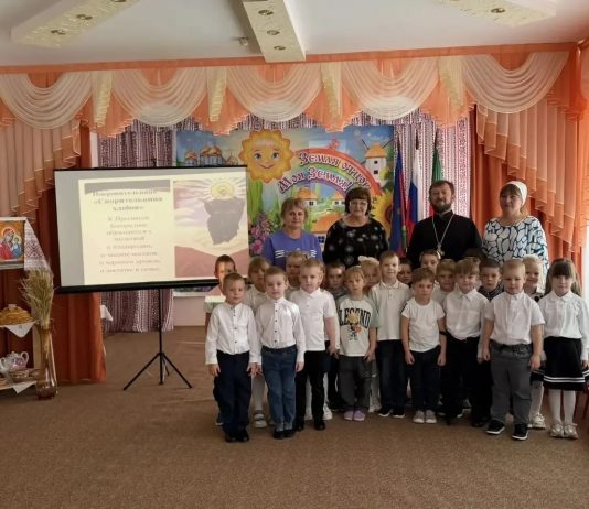 В детском саду станицы Ивановской дошкольников познакомили с иконой «Спорительница хлебов»