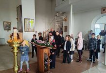В пос. Кутаисе школьники посетили храм в праздник Покрова Пресвятой Богородицы