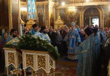 Митрополит Василий возглавил престольные торжества в храме иконы Божией Матери «Целительница» города Краснодара