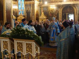 Митрополит Василий возглавил престольные торжества в храме иконы Божией Матери «Целительница» города Краснодара