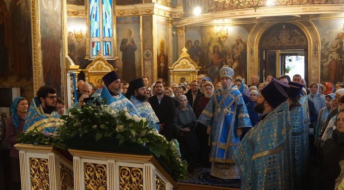 Митрополит Василий возглавил престольные торжества в храме иконы Божией Матери «Целительница» города Краснодара