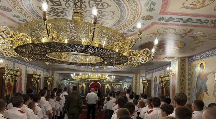 В домовом храме при Кубанском казачьем кадетском корпусе состоялось причастие кадетов седьмой сотни