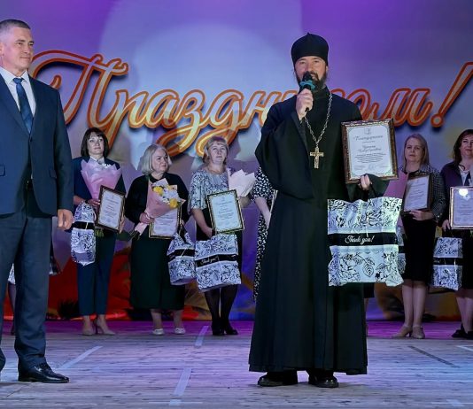 Настоятель храма Вознесения Господня принял участие в праздновании дня станицы