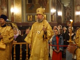 Митрополит Василий совершил Всенощное бдение в Свято-Екатерининском кафедральном соборе города Краснодара