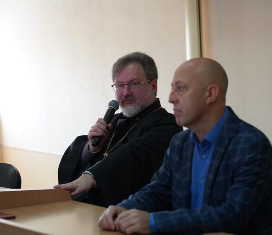 Протоиерей Александр Абрамов обсудил со студентами КубГУ ответственное использование ИИ