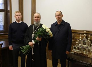 Председатель ЗСК края поздравил митрополита Екатеринодарского и Кубанского Василия с юбилеем