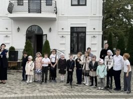 В Свято-Сергиевском храме города Краснодара состоялось праздничное мероприятие, посвящённое Дню отца