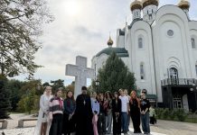 В праздник Покрова Пресвятой Богородицы студенты-модельеры посетили храм Святого Духа